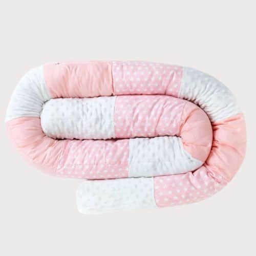 Tour-de-lit-coussin-rose