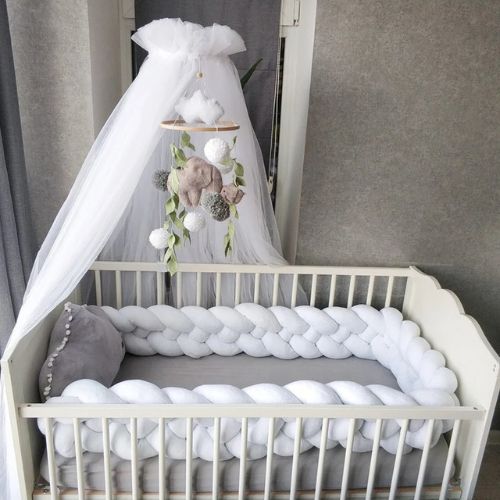 Tresse-de-lit-bébé-douce