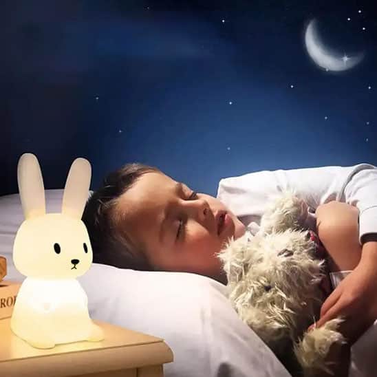Veilleuse-enfant-lapin