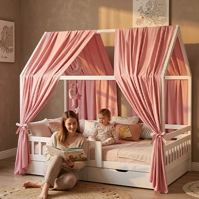 Ciel de lit cabane rose