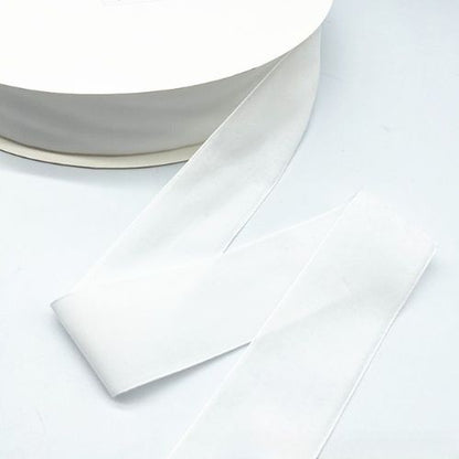 Ruban de fixation blanc