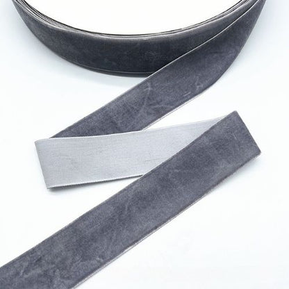 Ruban de fixation gris fonce